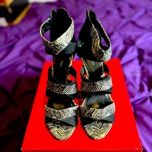 Calvin Klein Sandals, Size 9, Zebra Print
